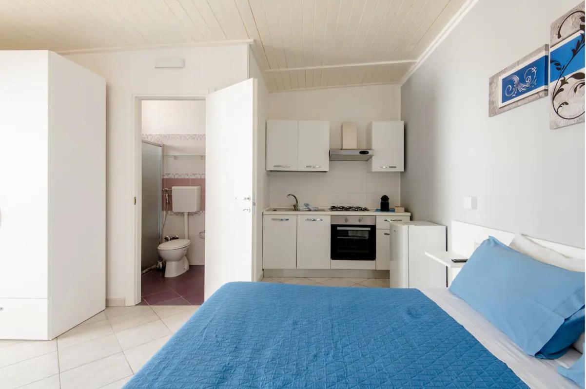 Briciola'S Rooms Porto Cesareo Exterior photo